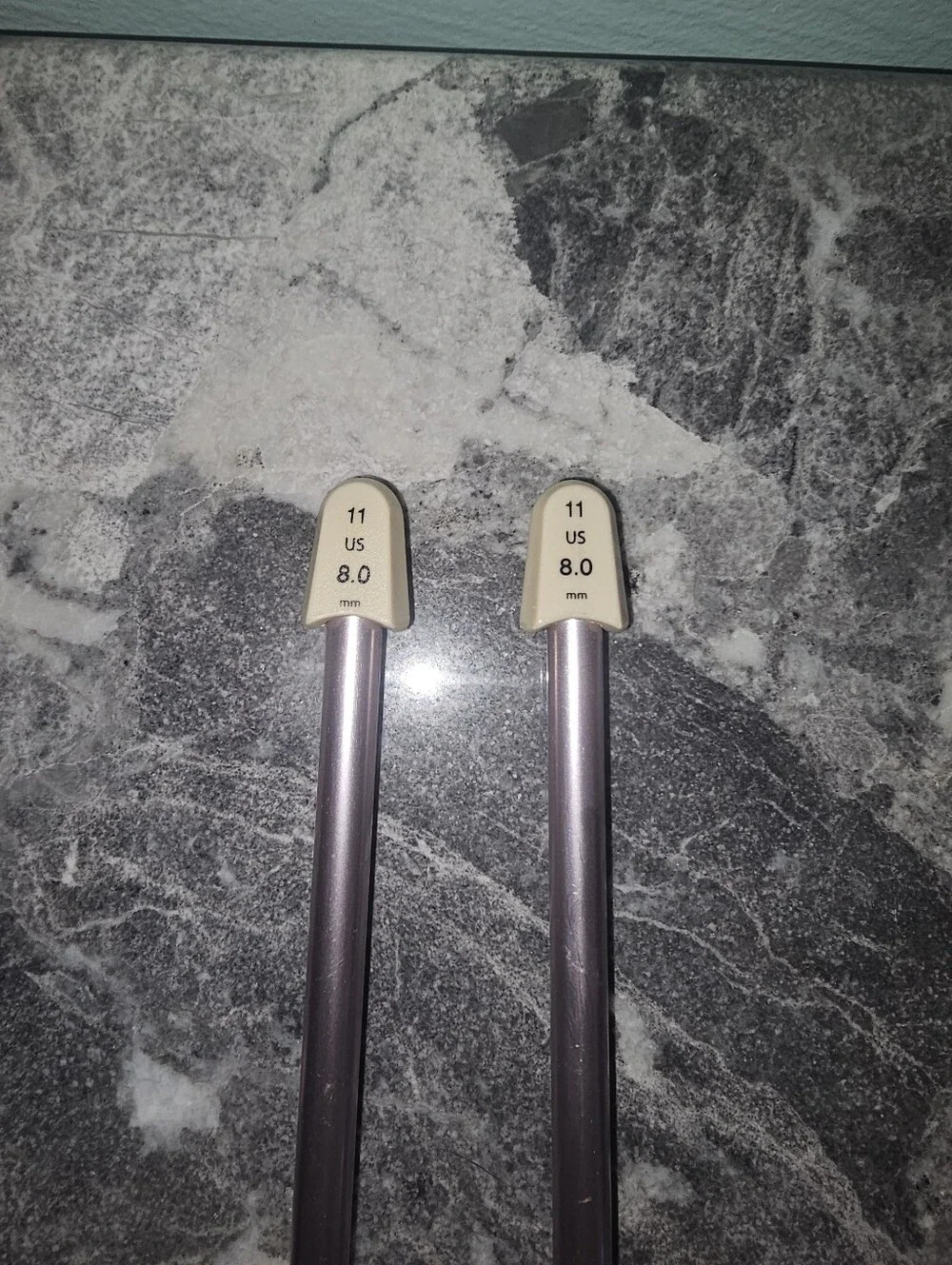 Susan Bates Aluminum Knitting Needles - US Size 11 (8.0mm)